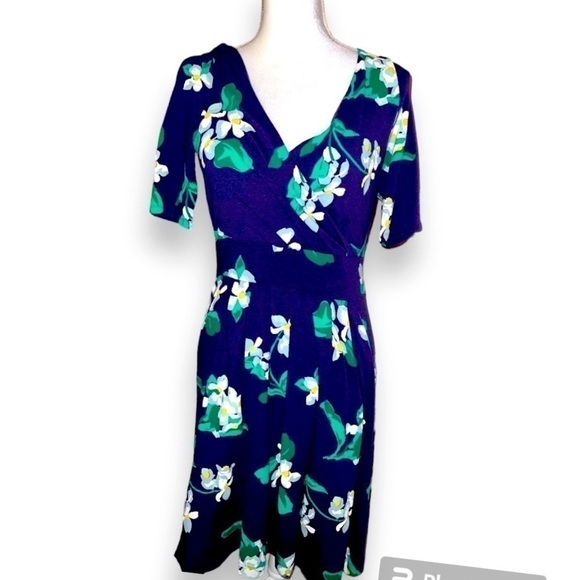 Lands' End Dresses & Skirts - Lands’ End cotton faux wrap dress, easy, 2-4